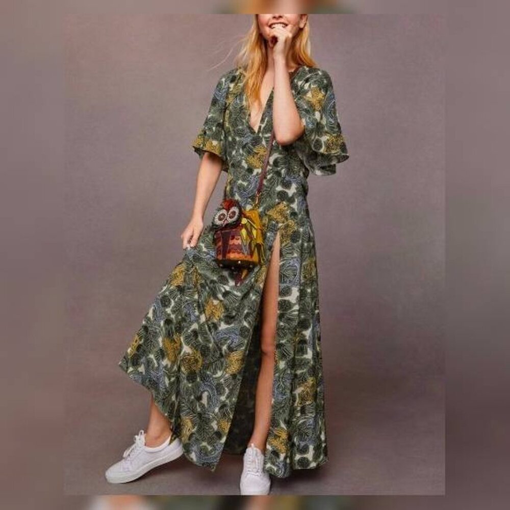 Burberry 2017 Beasts Green Beasts-Print Silk Short-Sleeve Maxi Dress